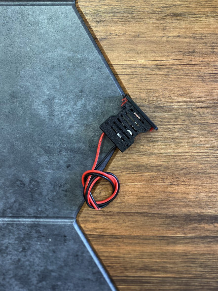 Блок зарядки USB-C 65W для BMW E36 в Новосибирске