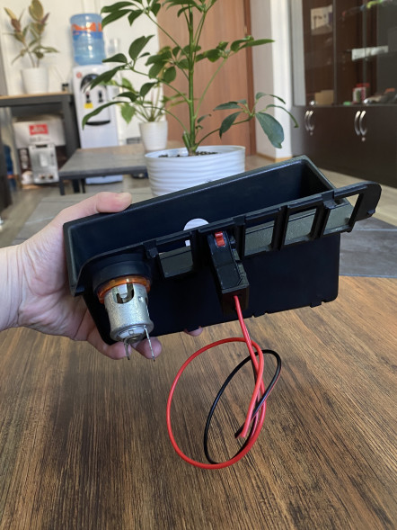Блок зарядки USB-C 65W для BMW E36 в Новосибирске
