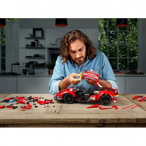 Конструктор LEGO Technic 42125 Ferrari 488 GTE &amp;quot;AF Corse #51&amp;quot; в Новосибирске