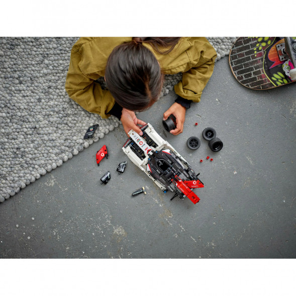 Конструктор LEGO Technic 42137 Formula E Porsche 99X Electric в Новосибирске