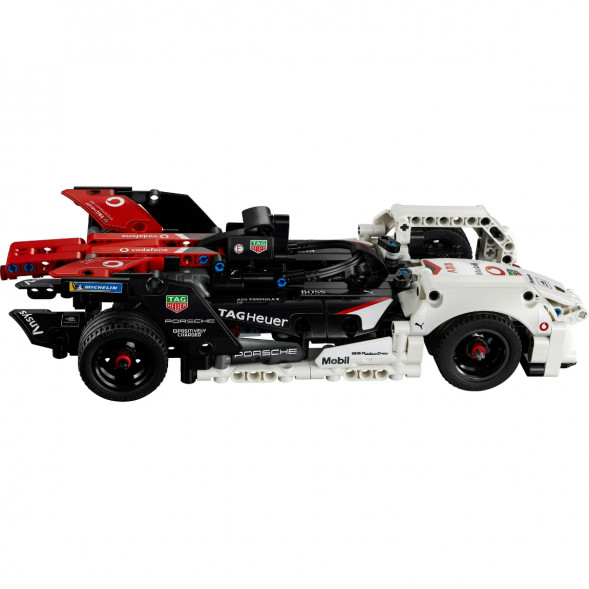 Конструктор LEGO Technic 42137 Formula E Porsche 99X Electric в Новосибирске