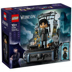 Констурктор LEGO Wednesday 76780 Фигурка Венсдей Аддамс