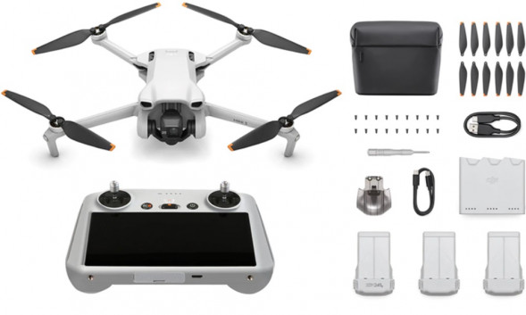 Квадрокоптер DJI Mini 3 Fly More Combo Plus (DJI RC) в Новосибирске
