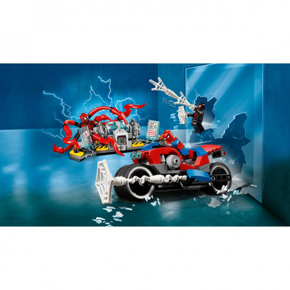 Конструктор LEGO Super Heroes 76113 Спасательная операция на мотоциклах в Новосибирске