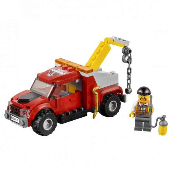 Конструктор LEGO City Police 60137 Побег на буксировщике в Новосибирске