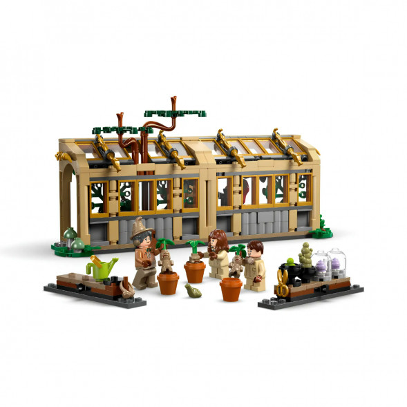 Конструктор LEGO Harry Potter 76445 Замок Хогвартс: Урок травологии в Новосибирске