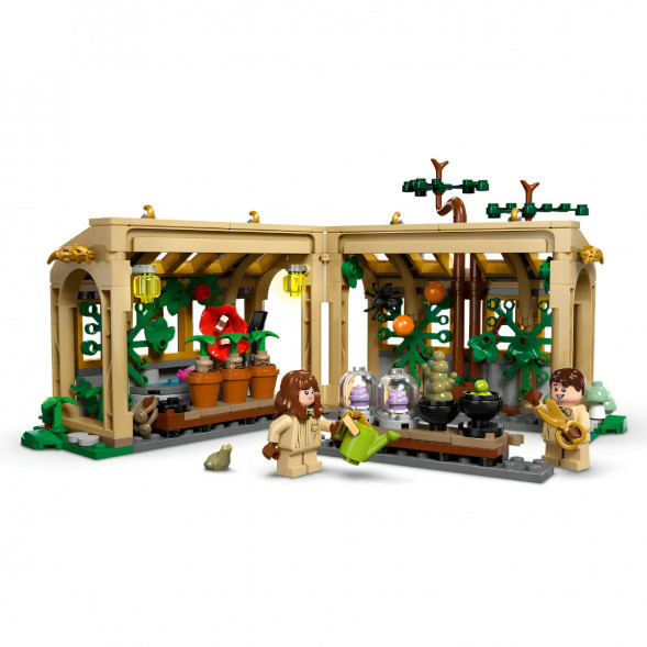 Конструктор LEGO Harry Potter 76445 Замок Хогвартс: Урок травологии в Новосибирске