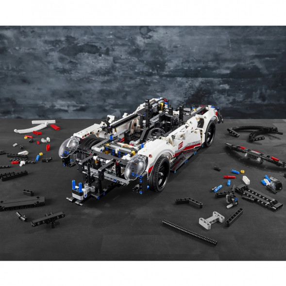 Конструктор LEGO Technic 42096 Porsche 911 RSR в Новосибирске