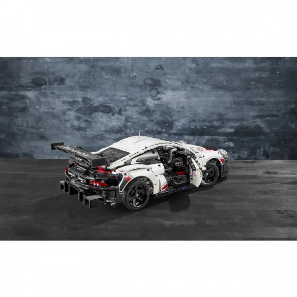 Конструктор LEGO Technic 42096 Porsche 911 RSR в Новосибирске