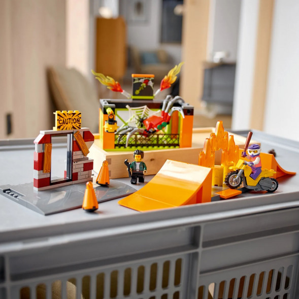 Конструктор LEGO City 60293 Парк каскадёров в Новосибирске