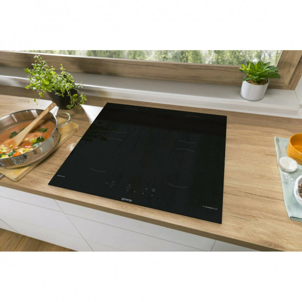 Индукционная варочная панель Gorenje GI6401BSCE, черный в Новосибирске