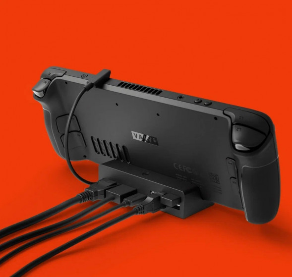 Игровая приставка Valve Steam Deck 64 ГБ SSD, черный в Новосибирске